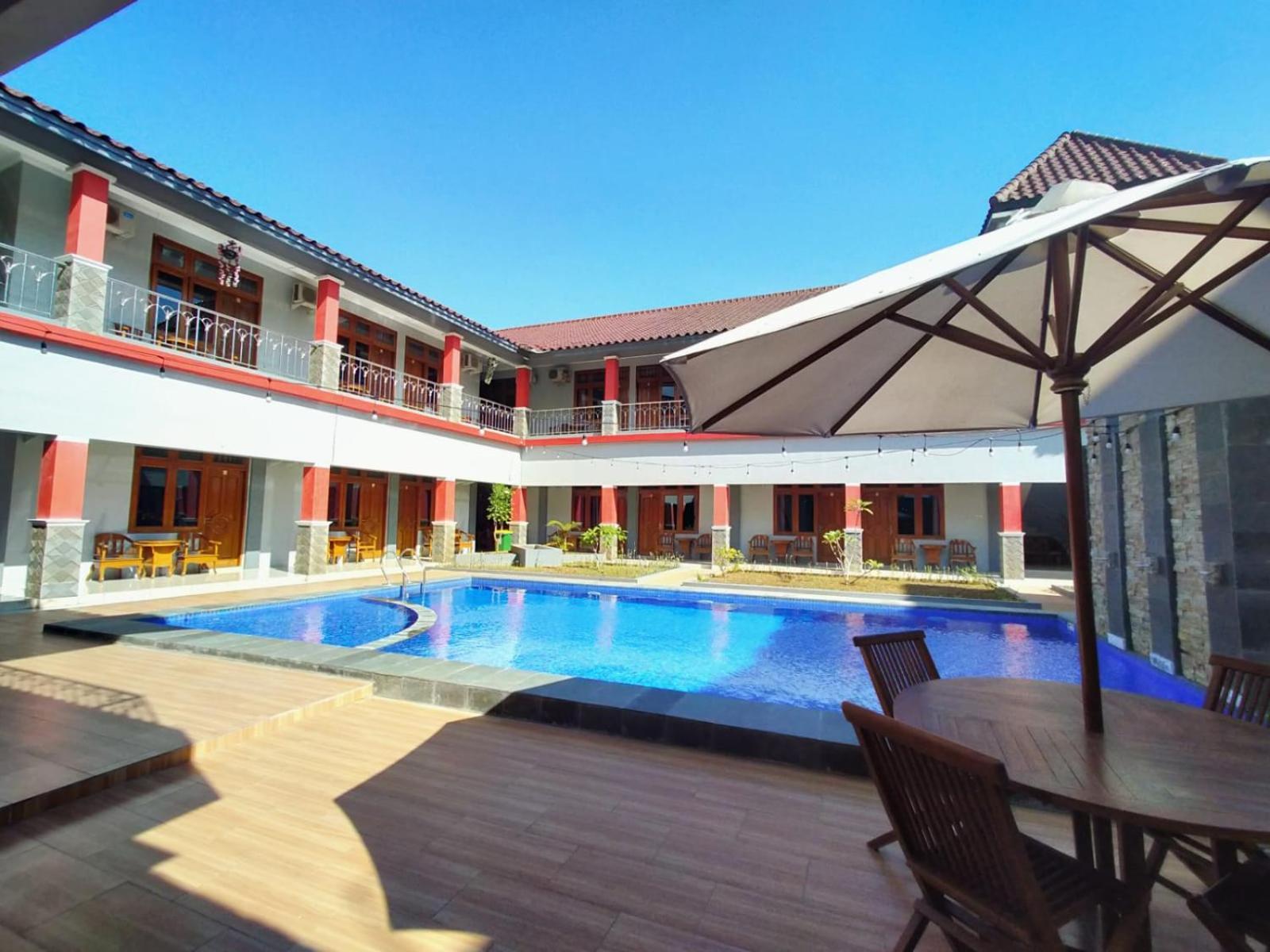 Hotel Asri Baru Purwokerto Buitenkant foto