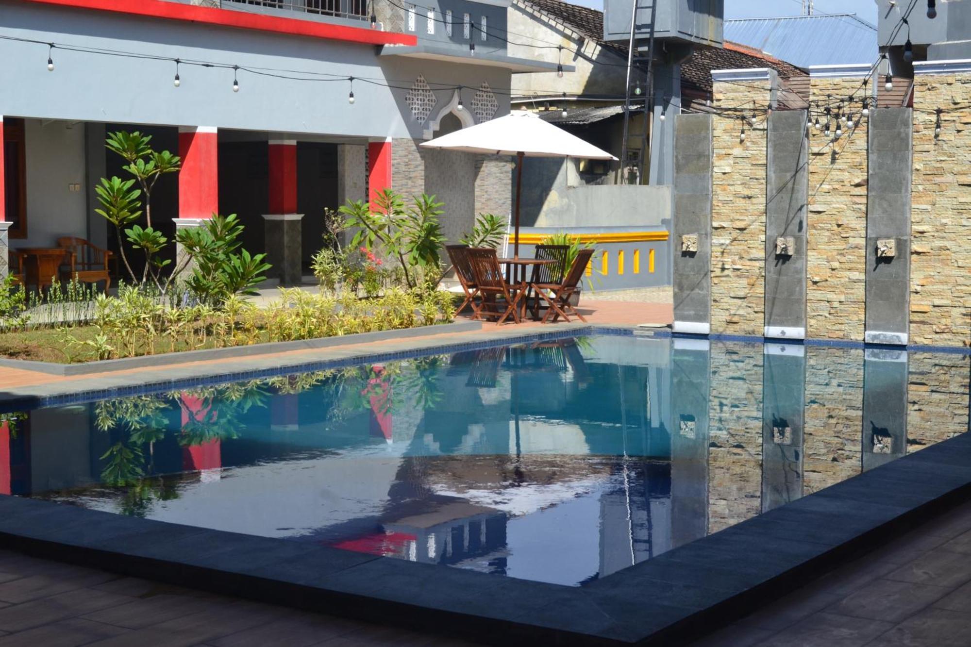 Hotel Asri Baru Purwokerto Buitenkant foto